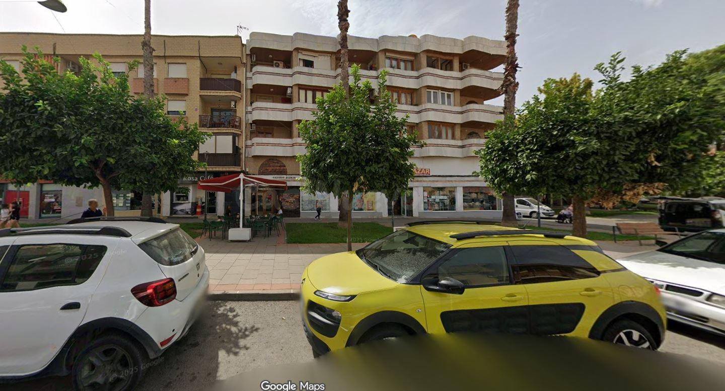 SE VENDE inmueble ALQUILADO en Santomera