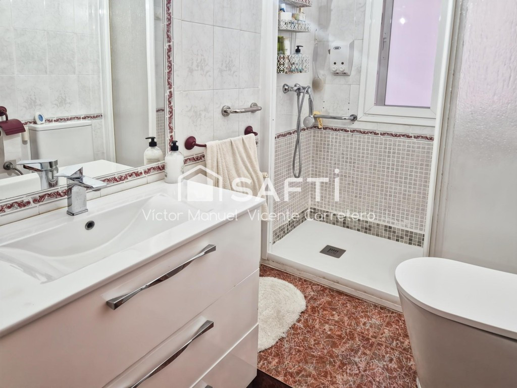 Vivienda con ascensor y todas las comodidades - foto 5