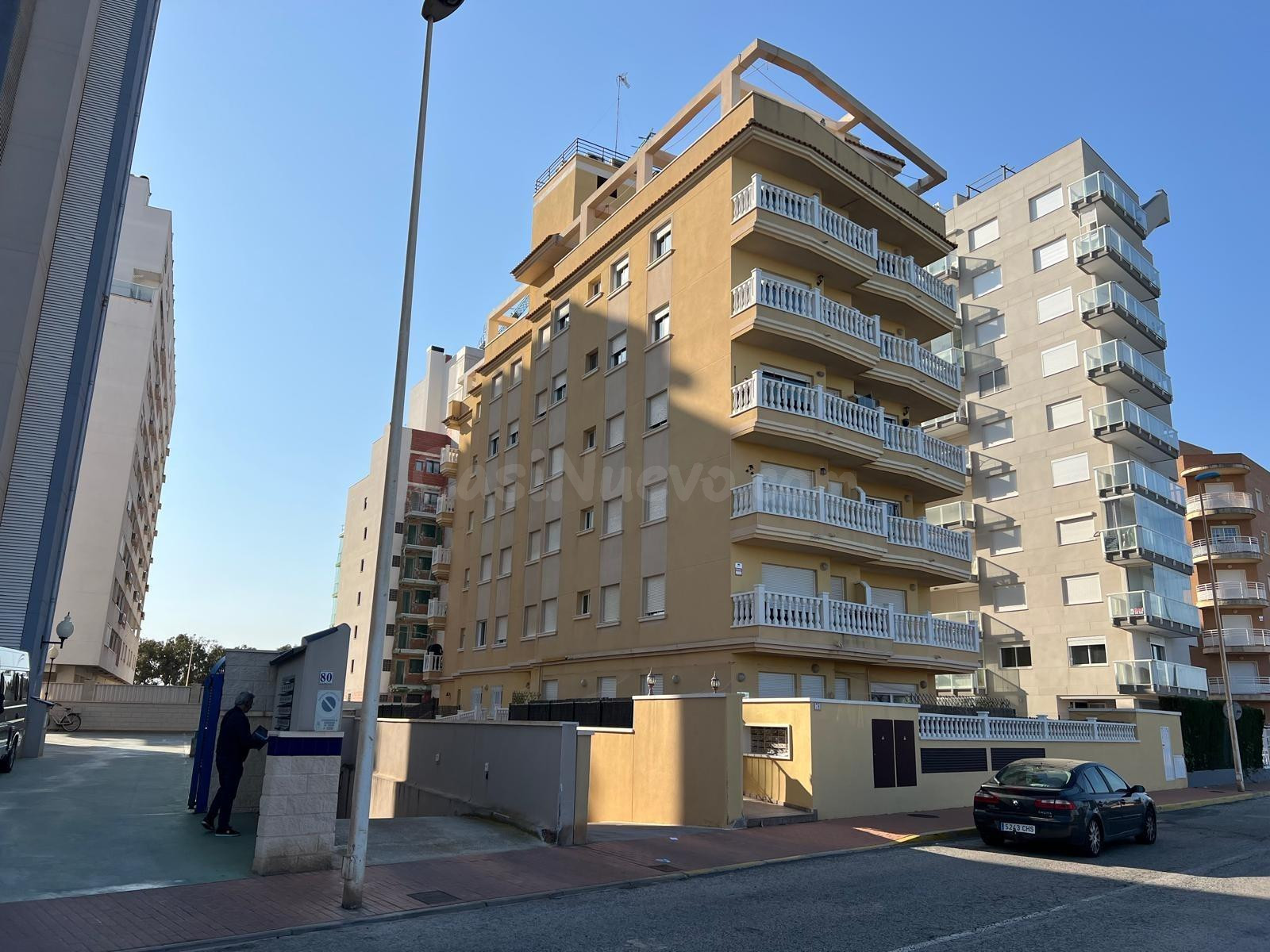 Apartamento con vistas despejadas