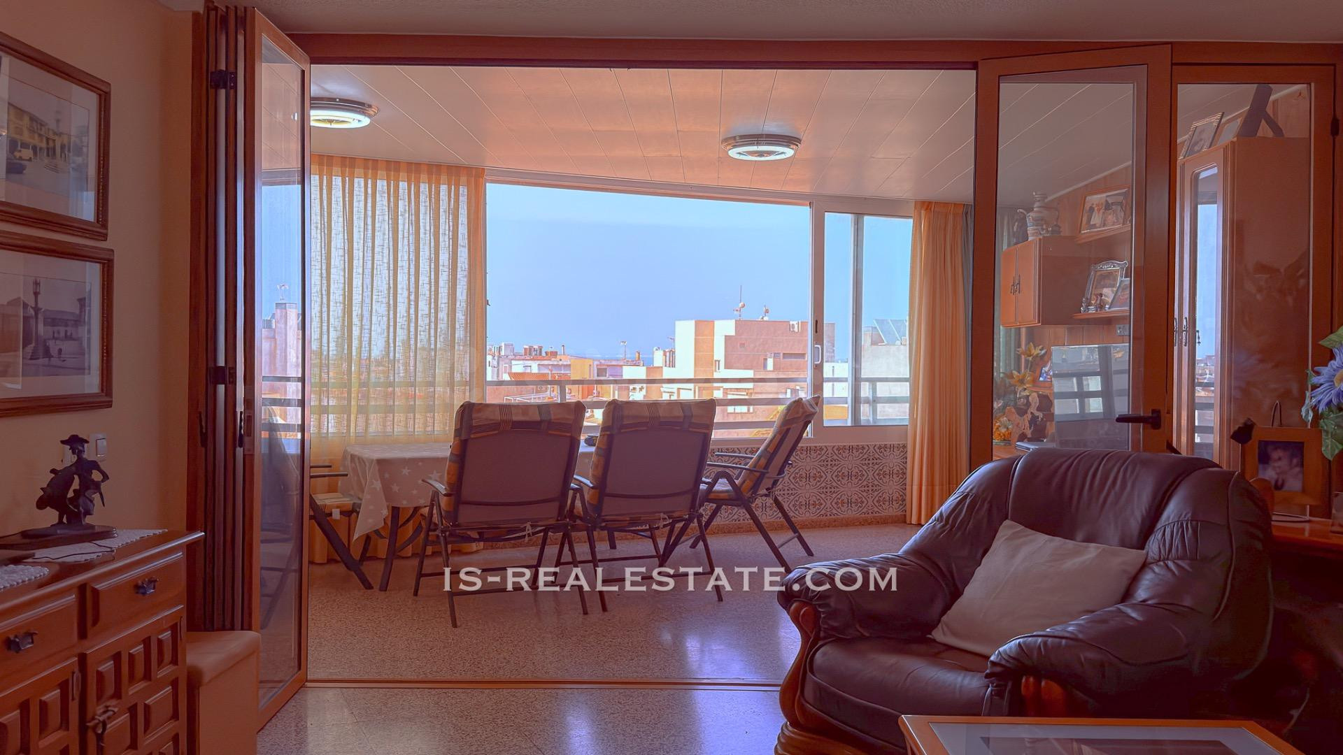 Primerísima Linea! Impresionante apartamento con amplia terr - foto 4