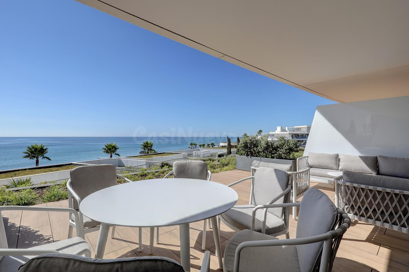 Apartamento de 2 dormitorios con vistas en Estepona - foto 3
