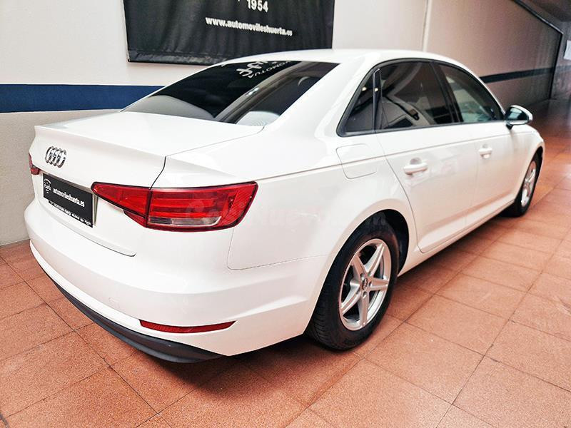 AUDI A4 - foto 2