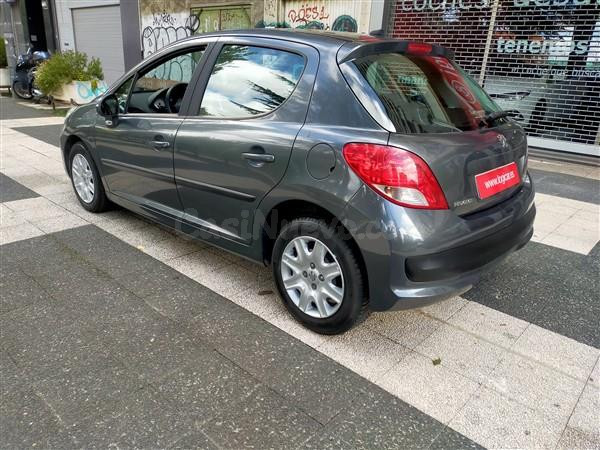 PEUGEOT 207 - foto 2