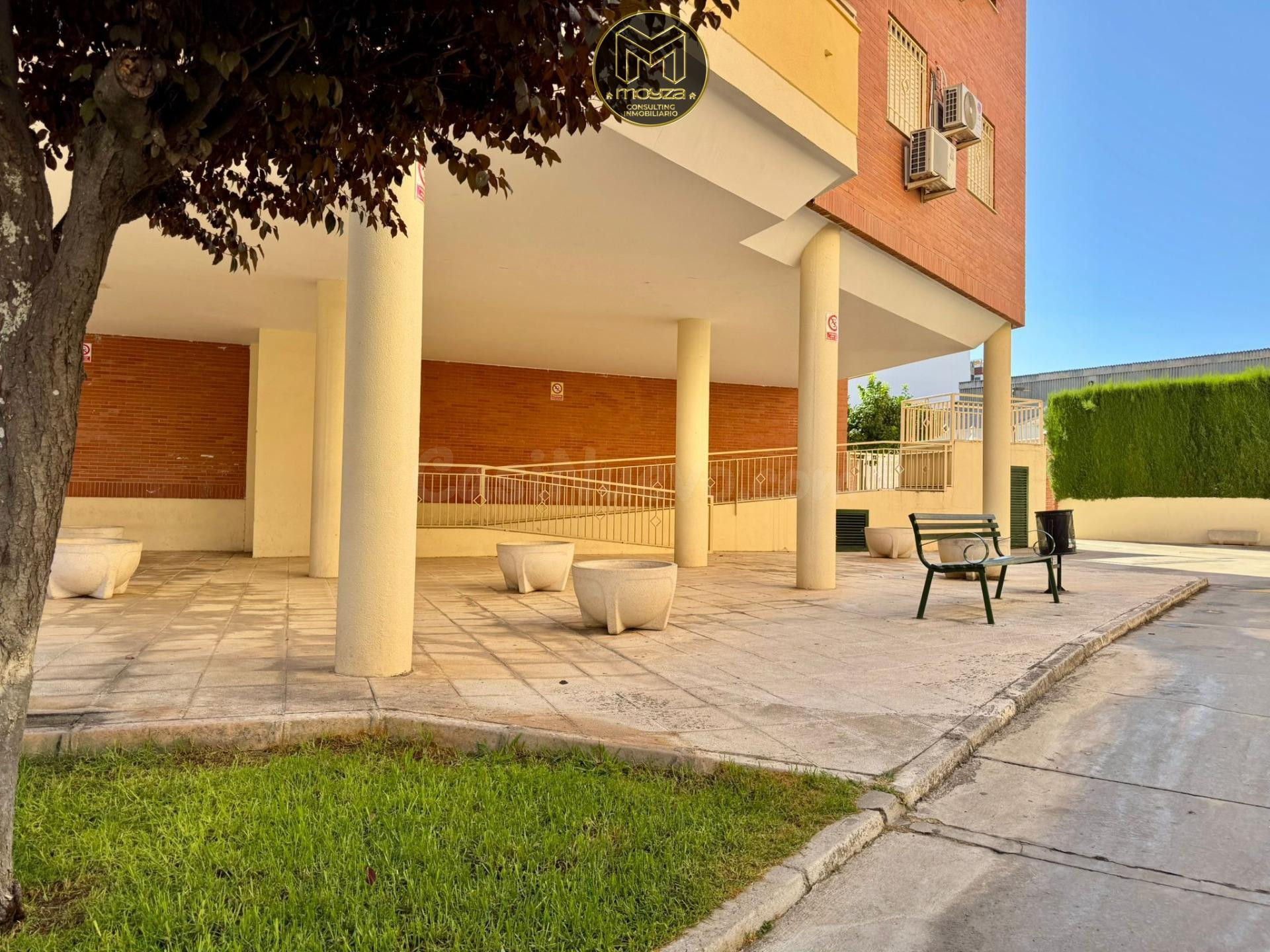 Piso en Linares, Granada - Vivienda con Encanto - foto 2