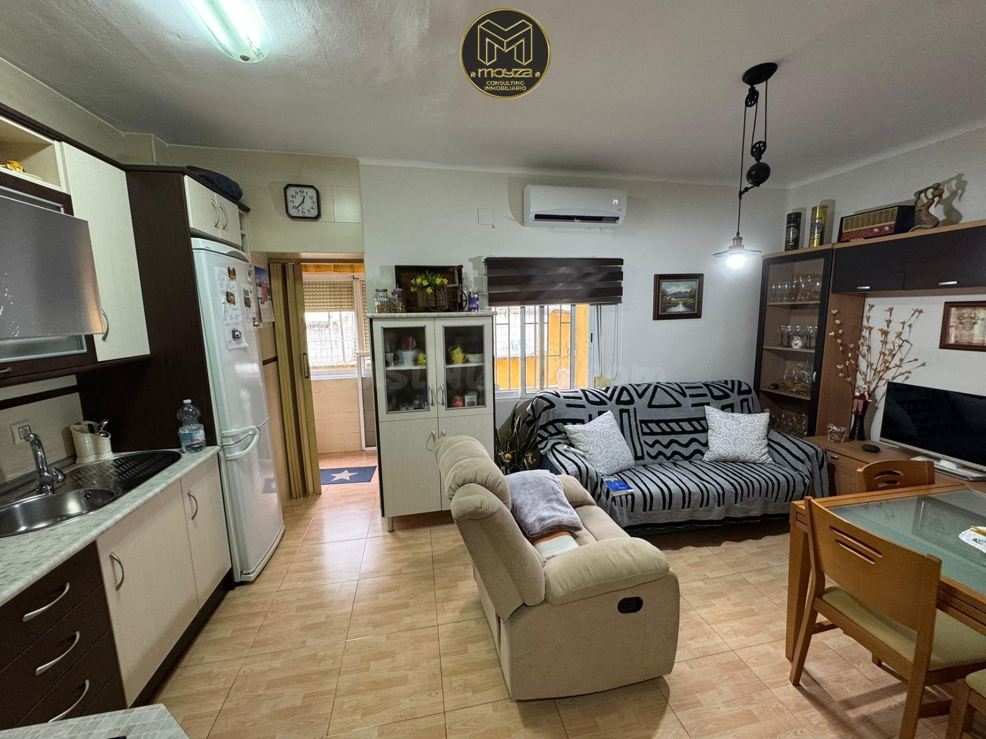 Amplio piso reformado de 60 m² en San José, Linares – 2 dorm - foto 3
