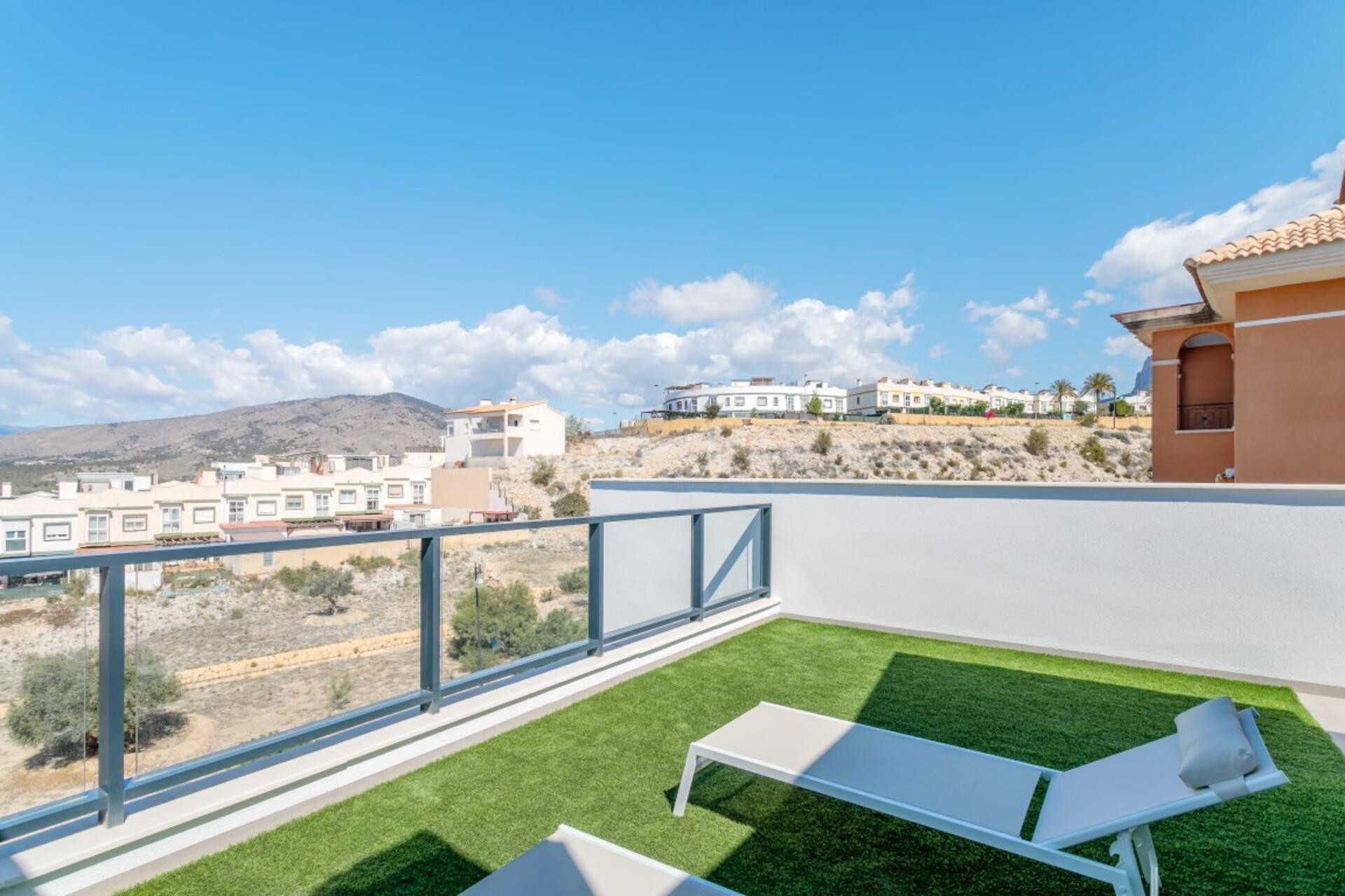 Vivienda independiente en Finestrat con vistas al mar - foto 2