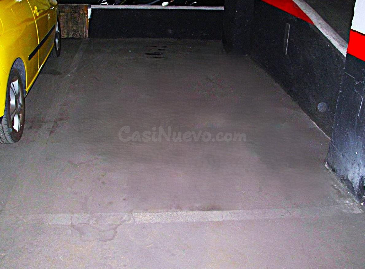 Plaza para coche mediano - foto 2