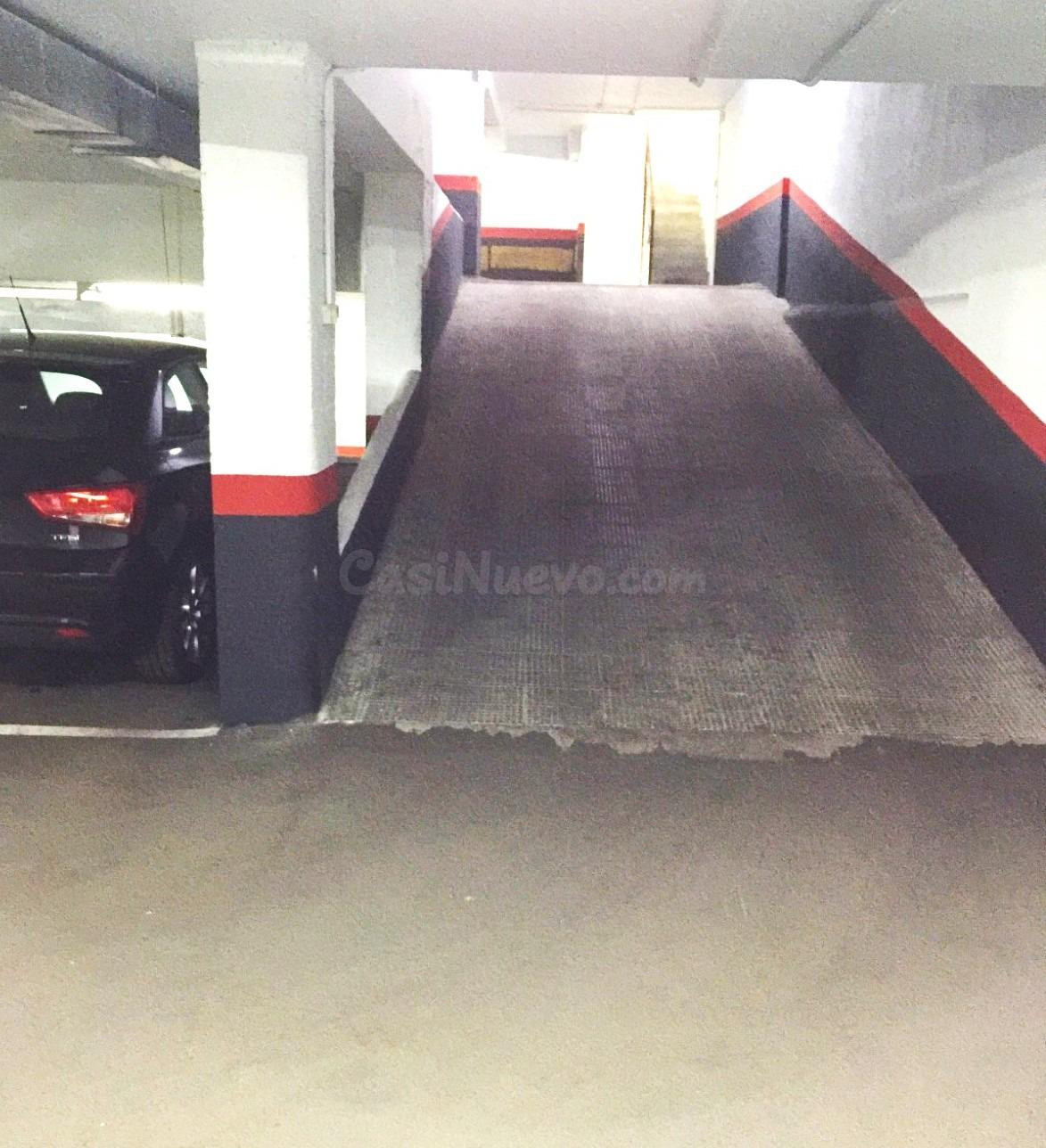 Plaza para coche mediano - foto 3