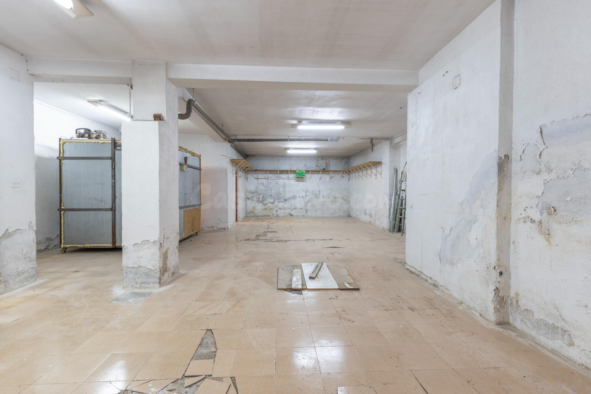 LOCAL COMERCIAL EN VENTA EN C/ASTURIAS - foto 4