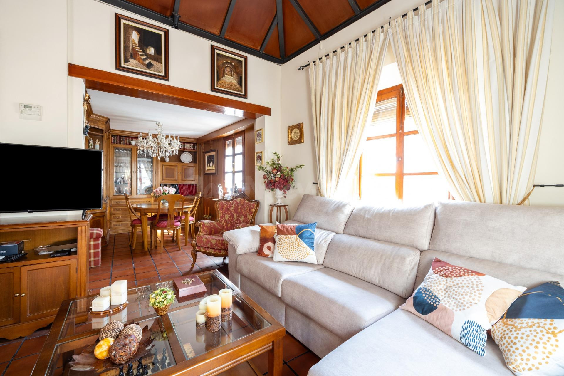 GRAN CASA EN ALBAICÍN BAJO. - foto 2