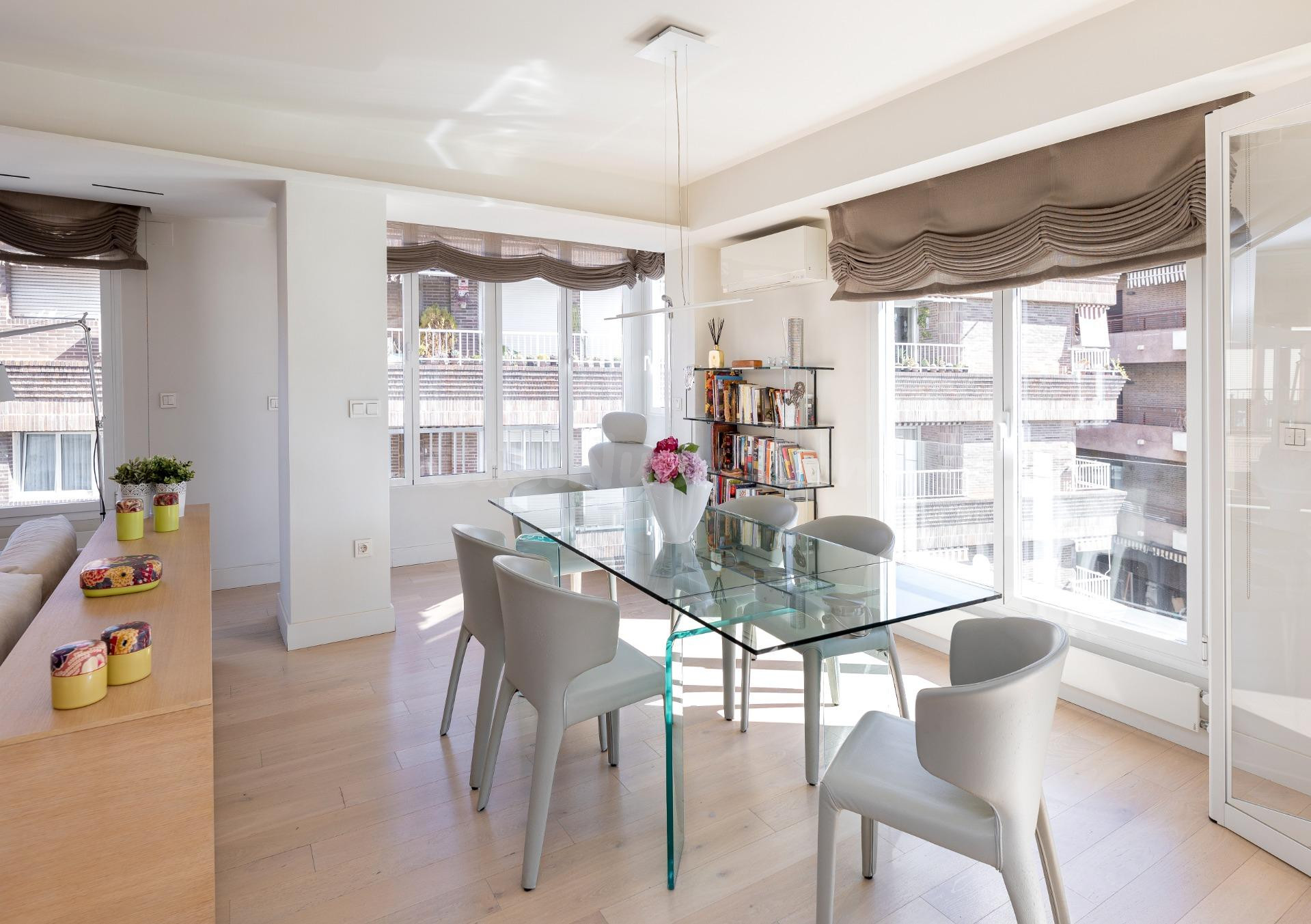 Exclusiva vivienda con vistas al Palacio de los Patos, junto - foto 3