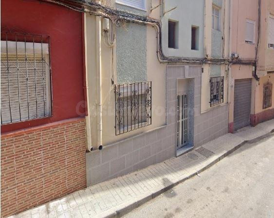SE VENDE inmueble ALQUILADO en Almería