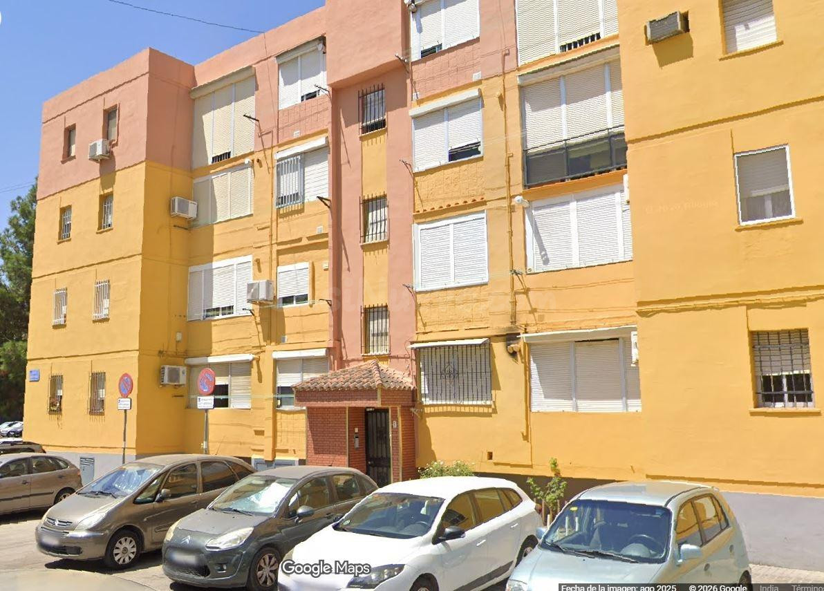 SE VENDE inmueble ALQUILADO en Sevilla - foto 2