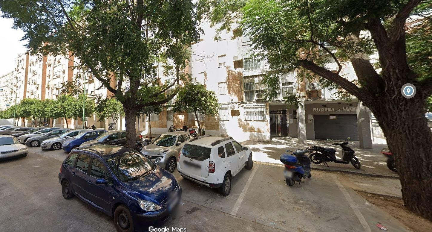 SE VENDE inmueble ALQUILADO en Sevilla - foto 3