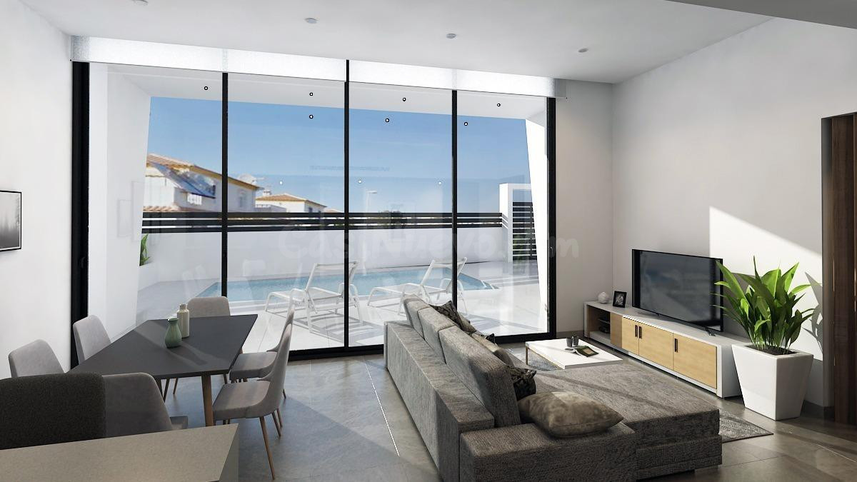 VILLA DE OBRA NUEVA EN TORREVIEJA - foto 2