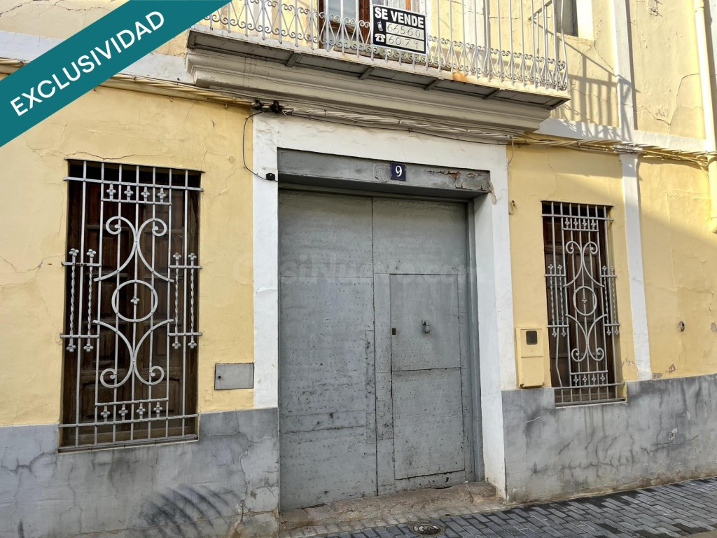 Encantadora casa de pueblo con gran patio y múltiples posibi - foto 3