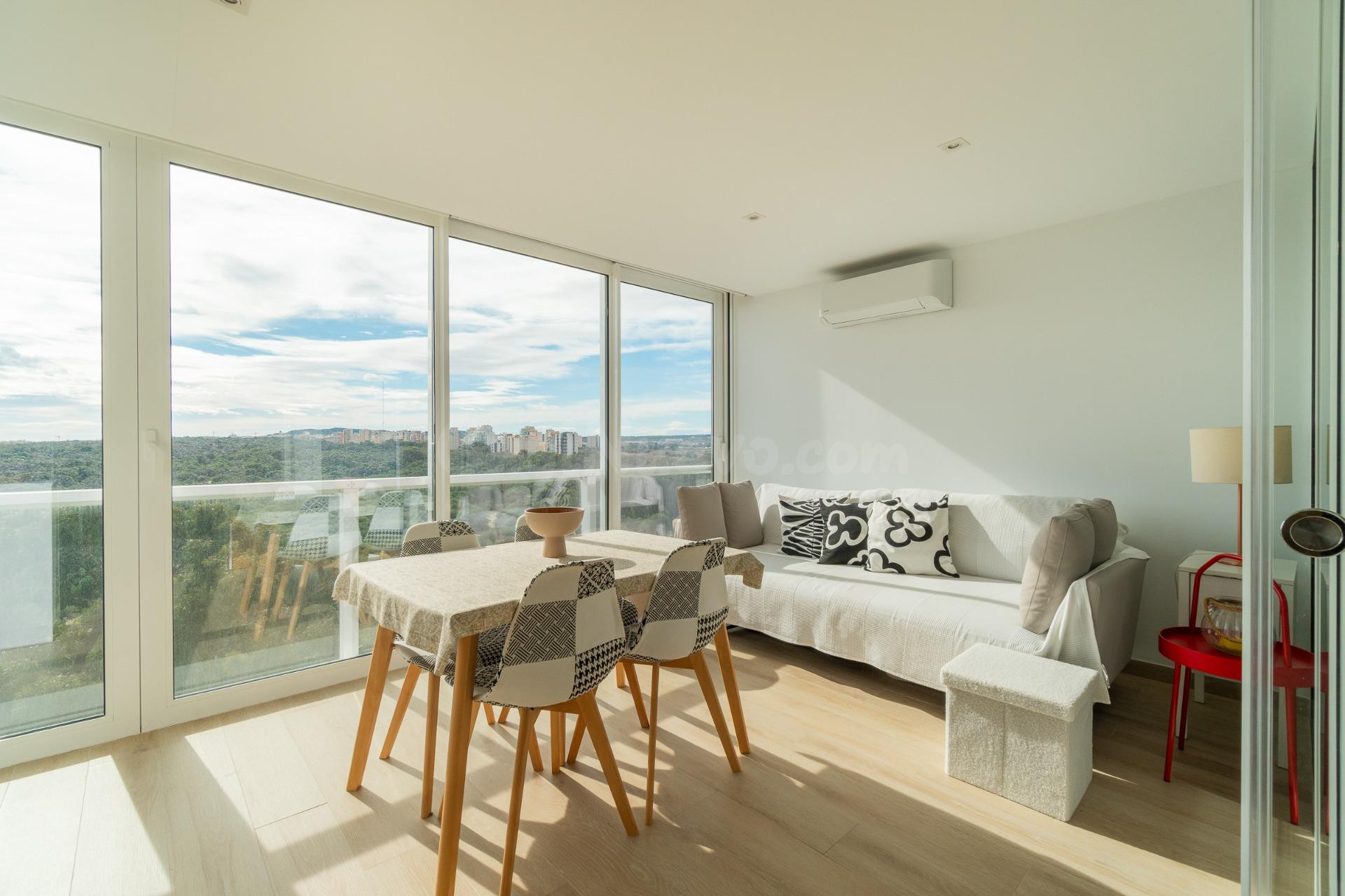 Apartamento de 3 dormitorios y 1 baño en Guardamar del Segur - foto 4