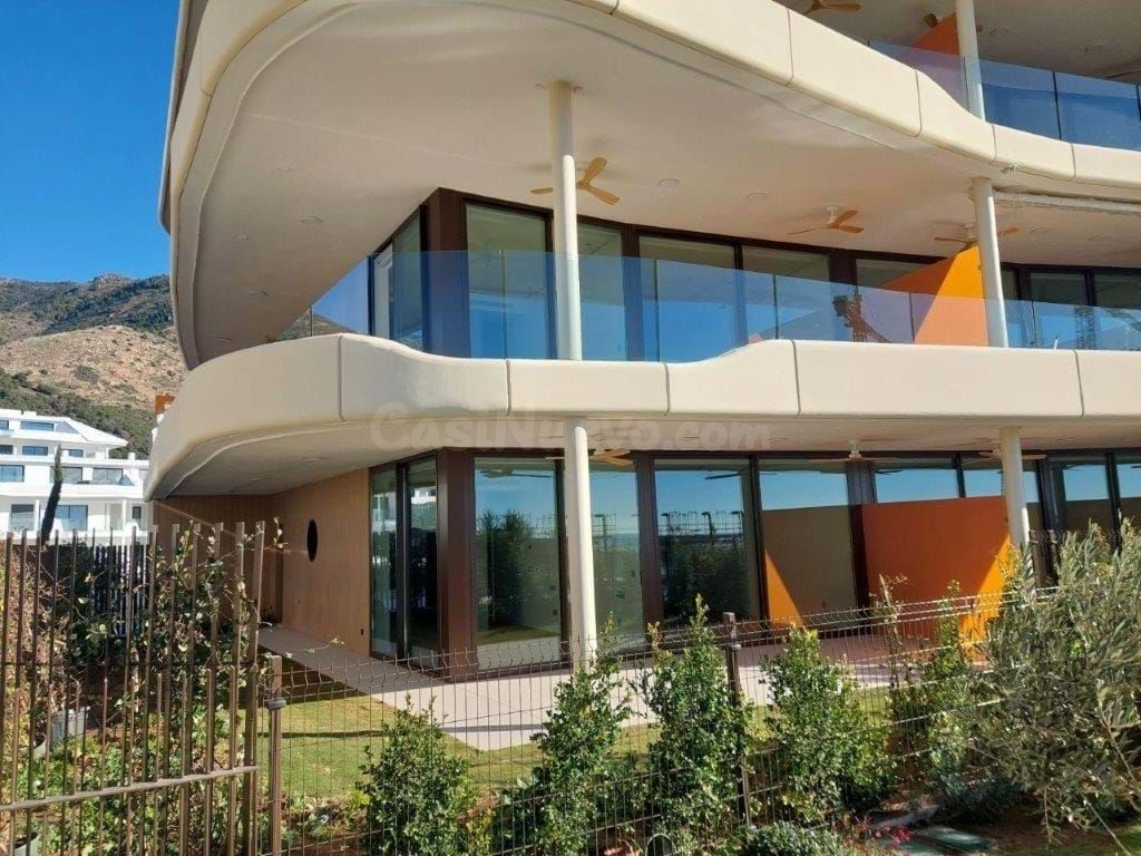 MODERNO APARTAMENTO DE ESQUINA DE 2 DORMITORIOS CON JARDÍN P - foto 4