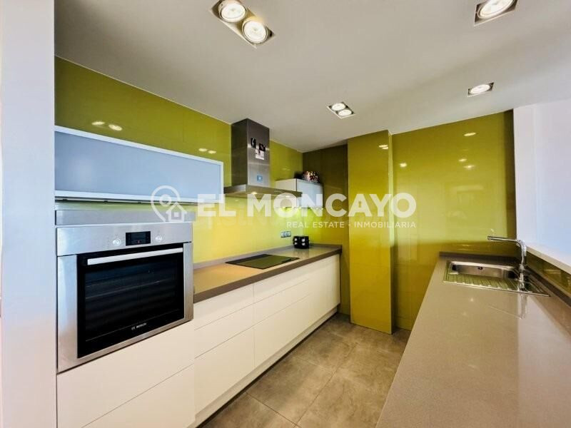 Fantástico bungalow planta alta con solárium y vistas al mar - foto 5