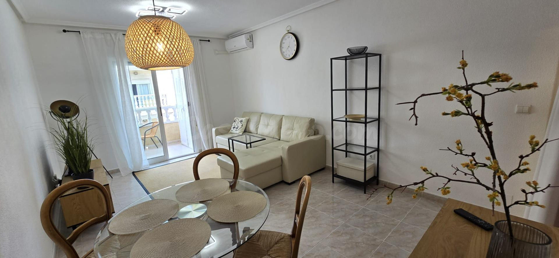Luminoso apartamento con terraza a 300 m de la Playa del Cur - foto 3