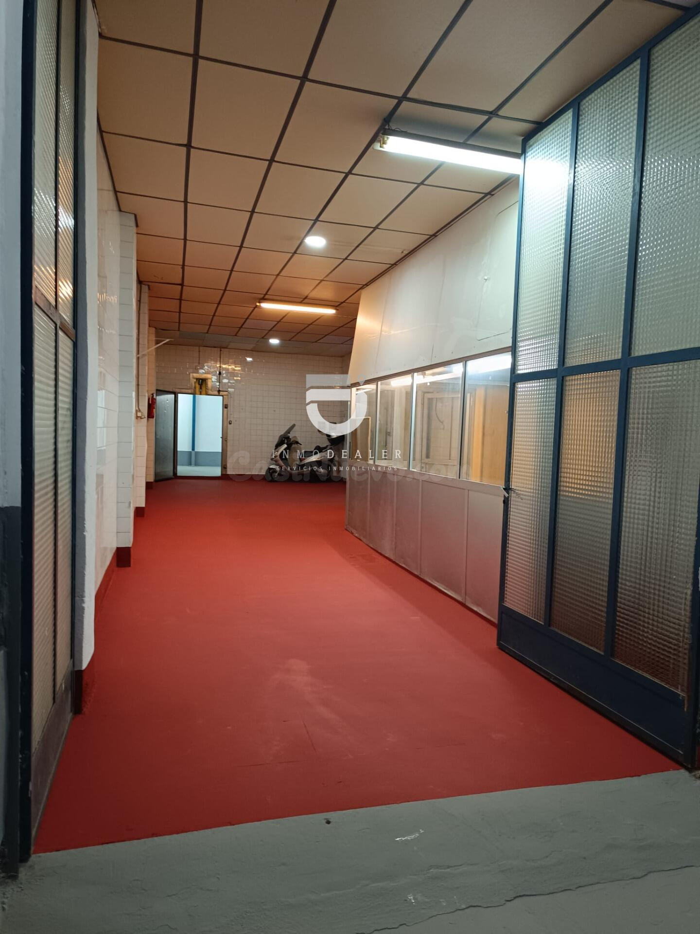 Local comercial 240m² en venta - Gandia - foto 4