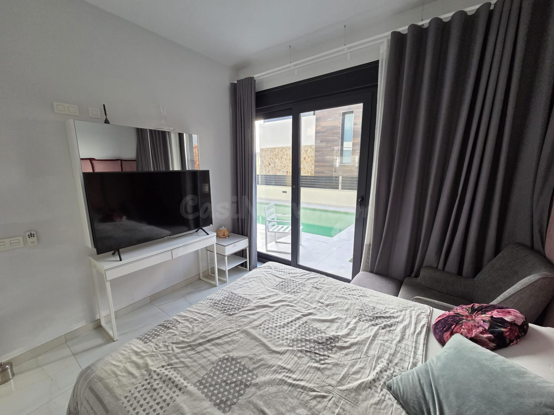 Villa 4 habitaciones 285m² en venta - Lomas de Cabo Roig - foto 4