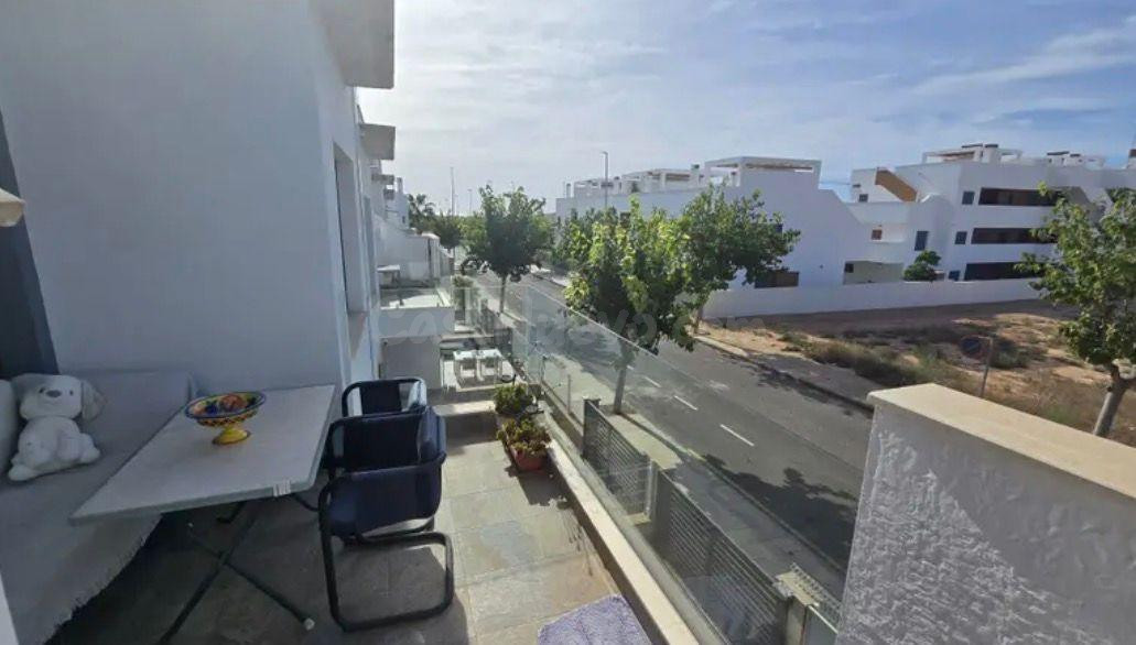 Bungalow 2 habitaciones 85m² en venta - Zona Pueblo - foto 4