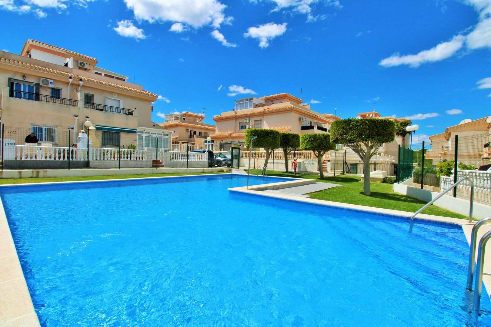 Adosado 3 habitaciones 98m² en venta - La Zenia - foto 2