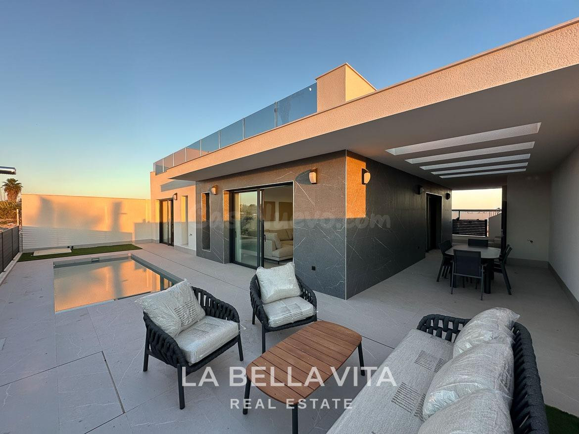 Villa de Lujo 3 habitaciones 215m² en venta - Aguas Nuevas - foto 3