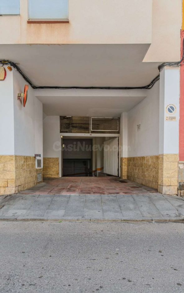 Garaje 13m² en venta - Centro - foto 2