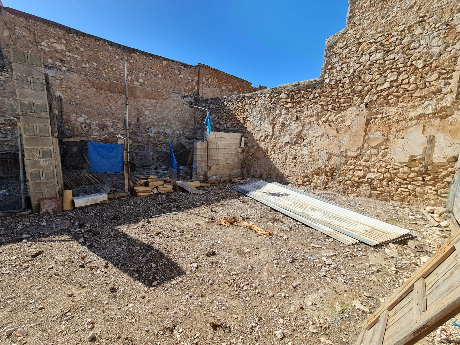 Parcela urbana en venta en Pinoso, Comunidad Valenciana - foto 3