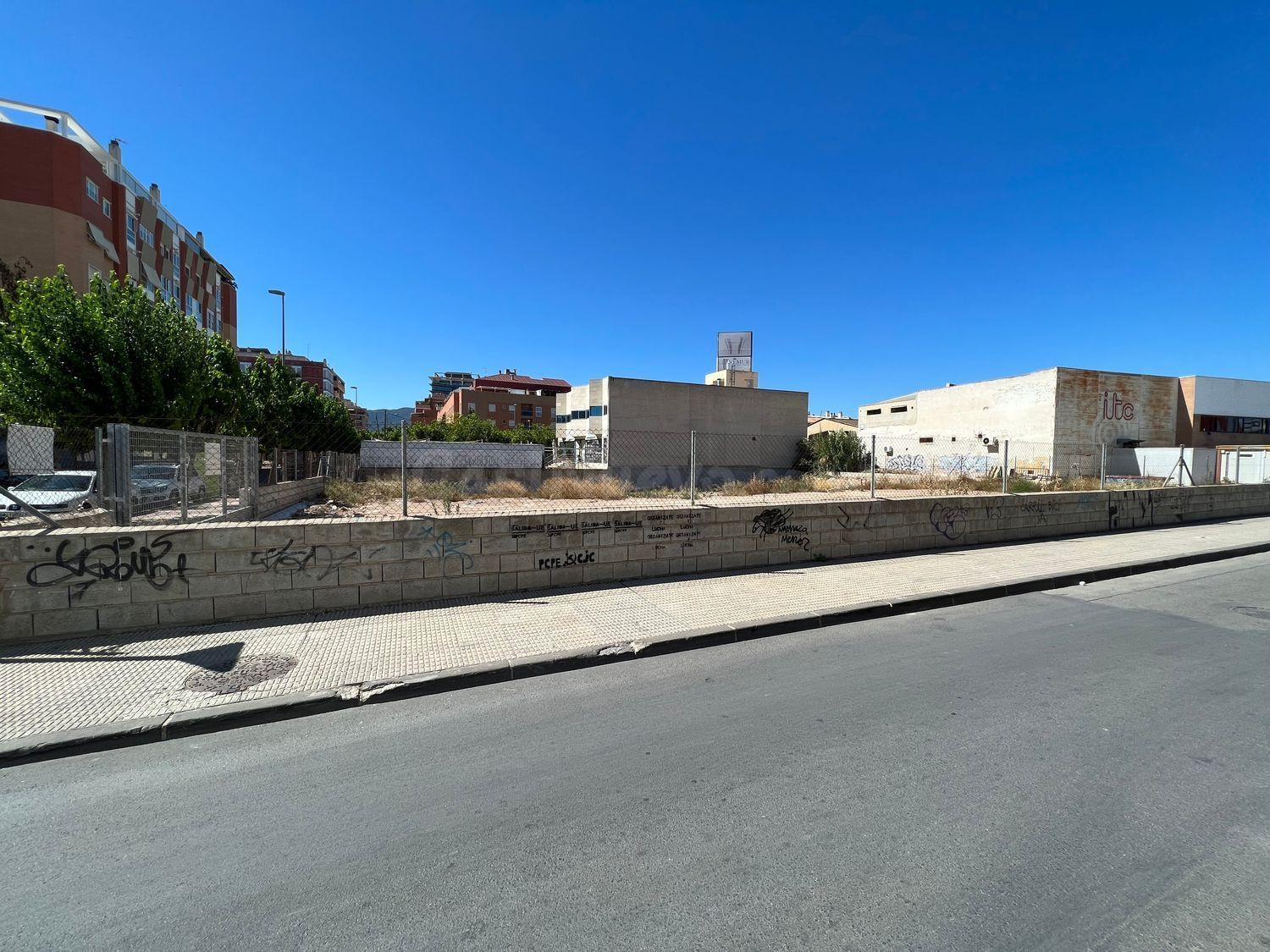 Parcela 700m² en venta - Santiago el Mayor