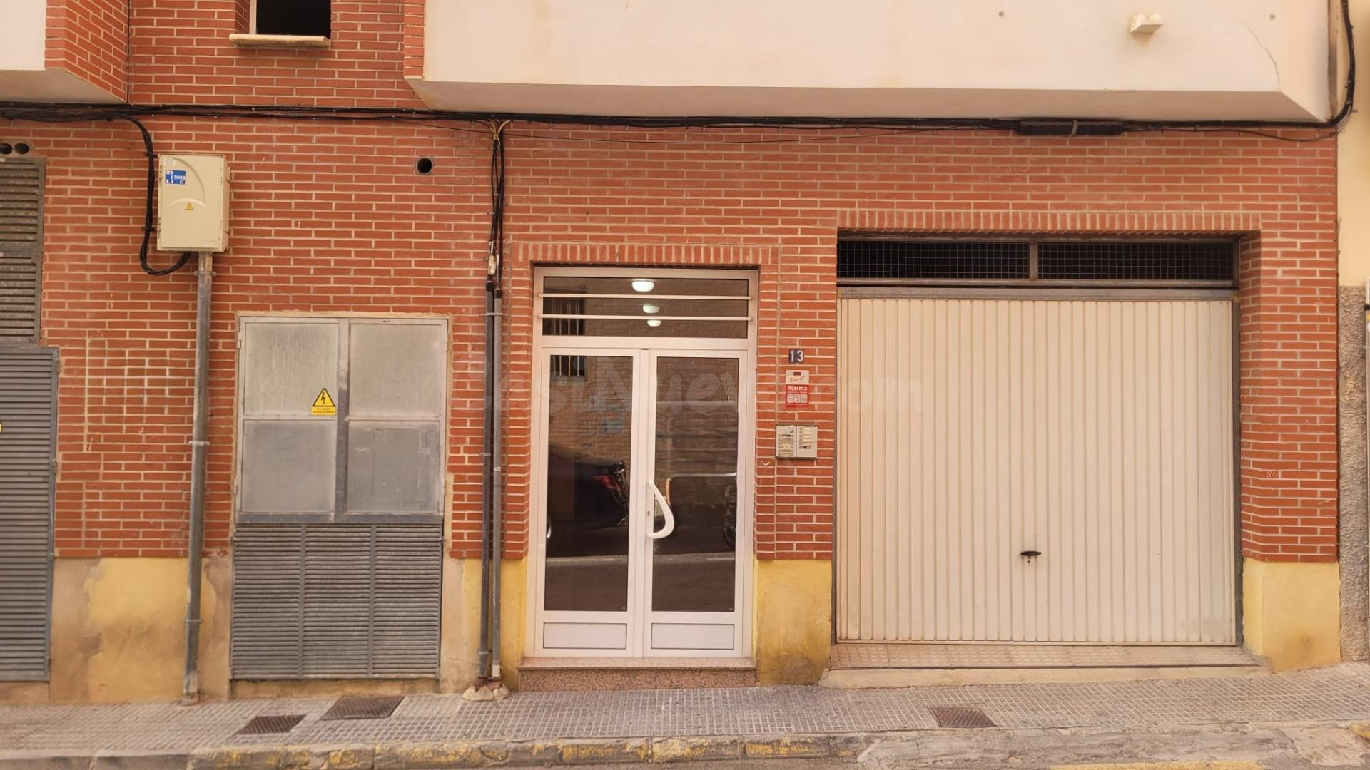 Amplia vivienda de 4 dormitorios con garaje y trastero en Abarán