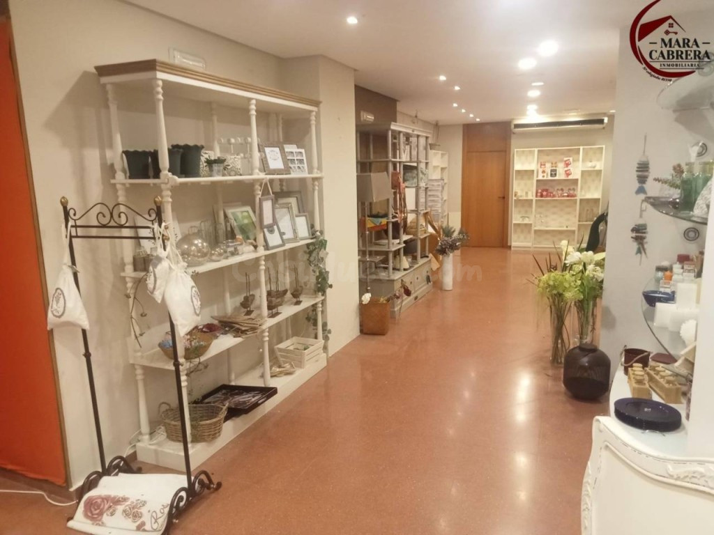Local comercial en Venta en Gandia Valencia - foto 2