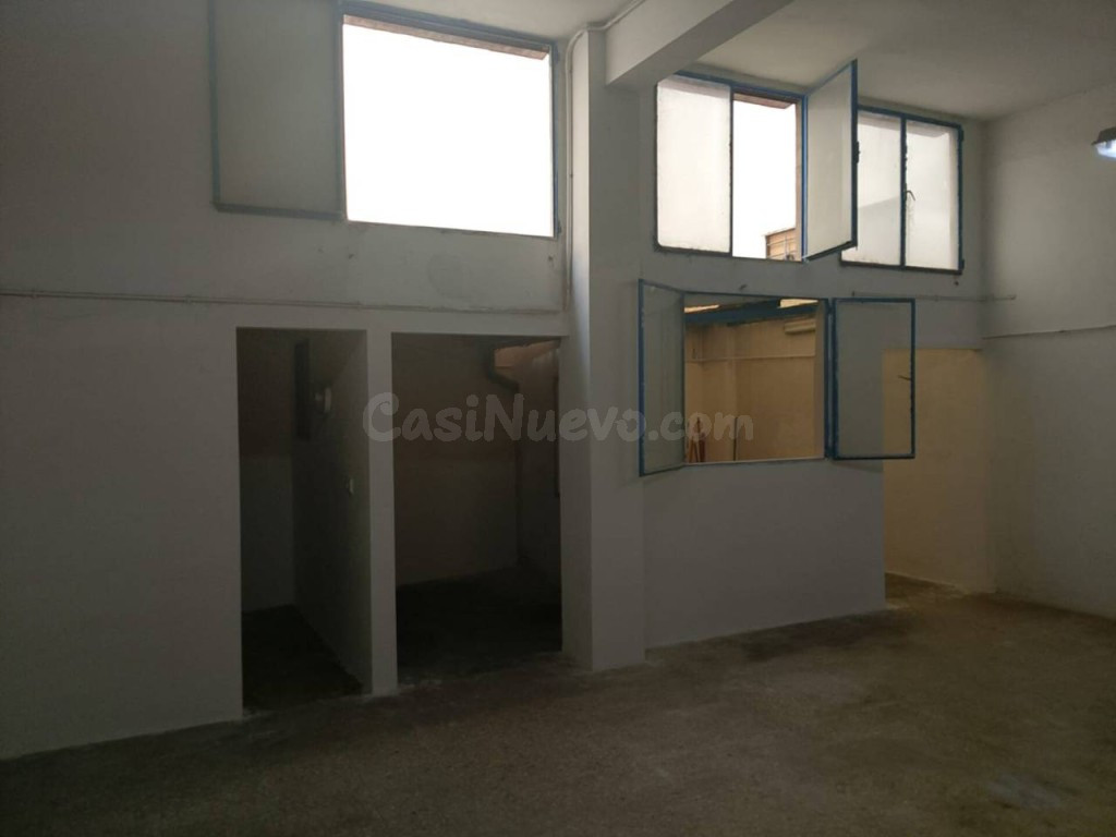 Local comercial en Venta en Gandia Valencia - foto 2