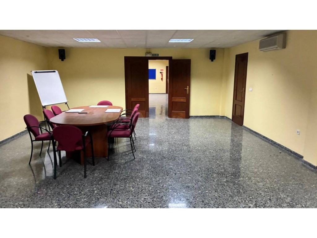 Local comercial en Alquiler en Gandia Valencia - foto 3