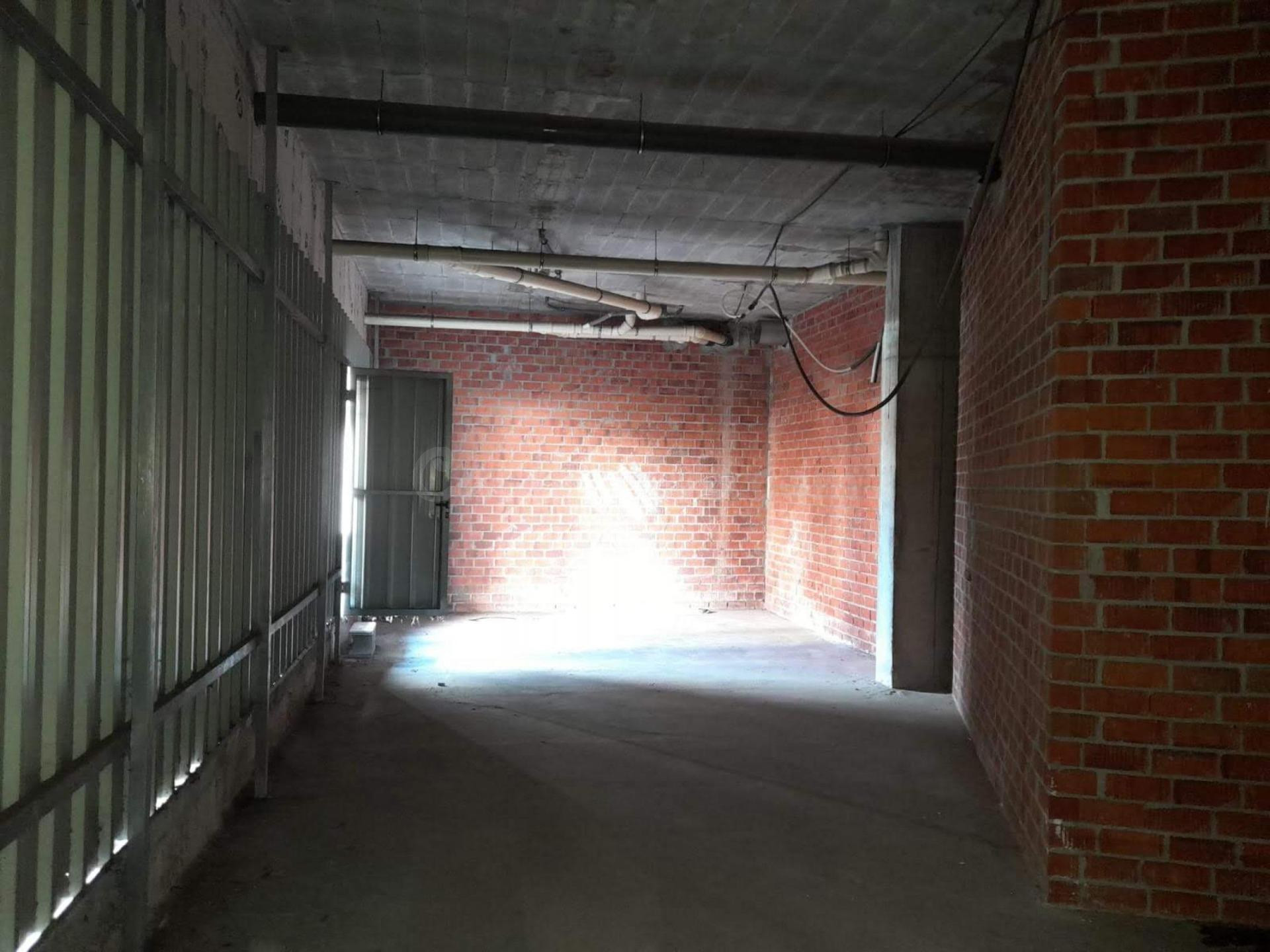Local comercial 66m² en venta - Castrelos - Sárdoma - foto 3