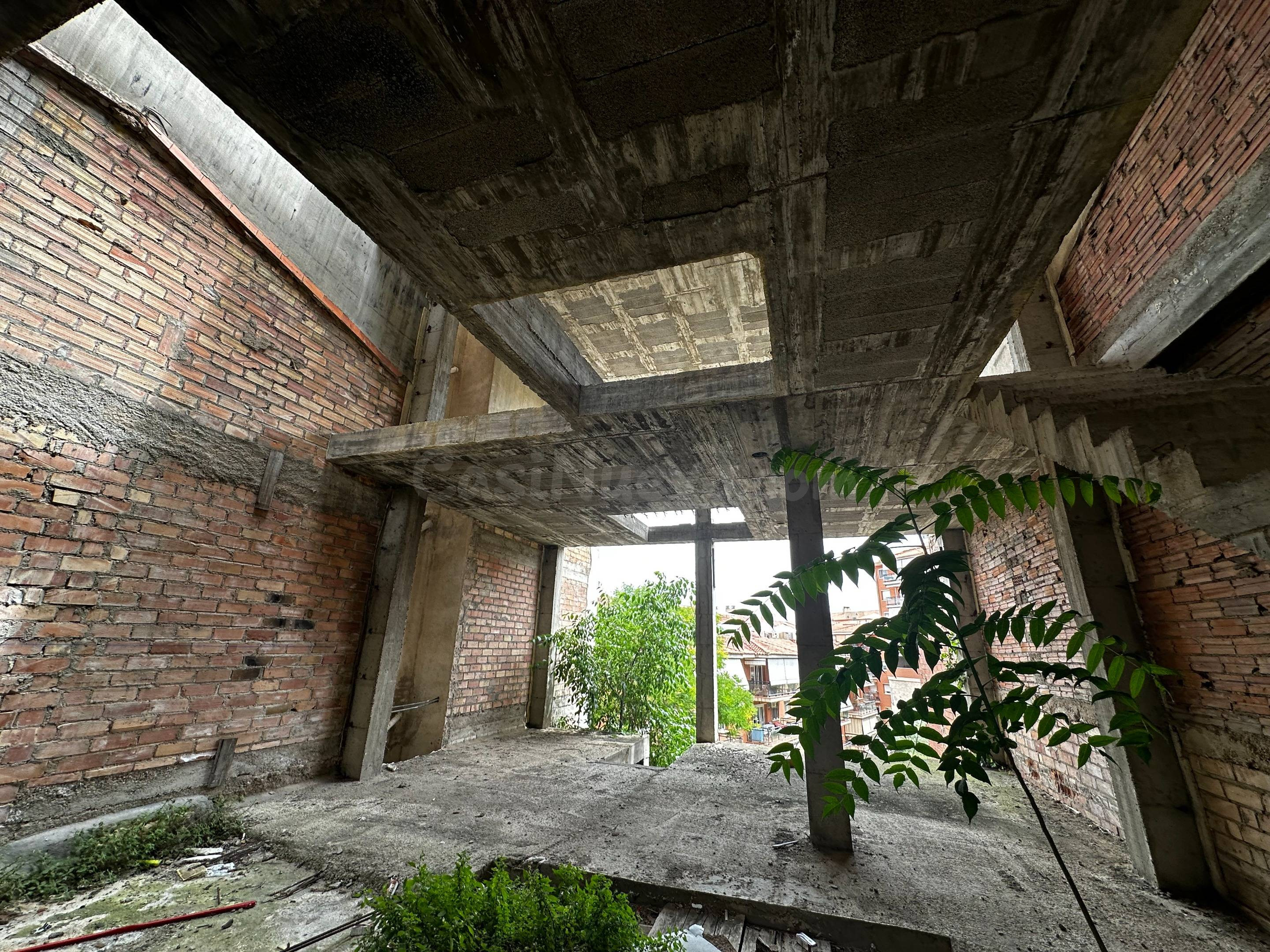 Edificio 100m² en venta - Nucli Urbà - foto 4