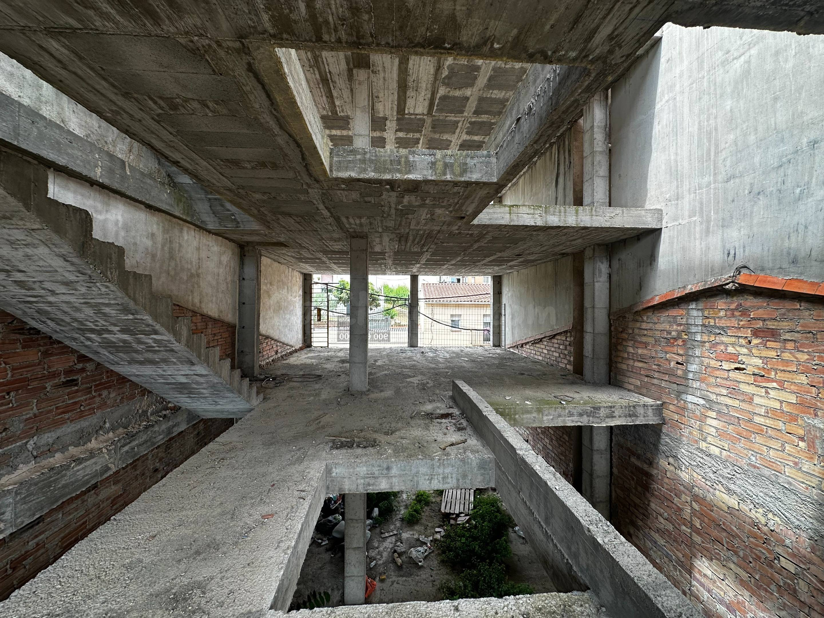 Edificio 100m² en venta - Nucli Urbà - foto 5