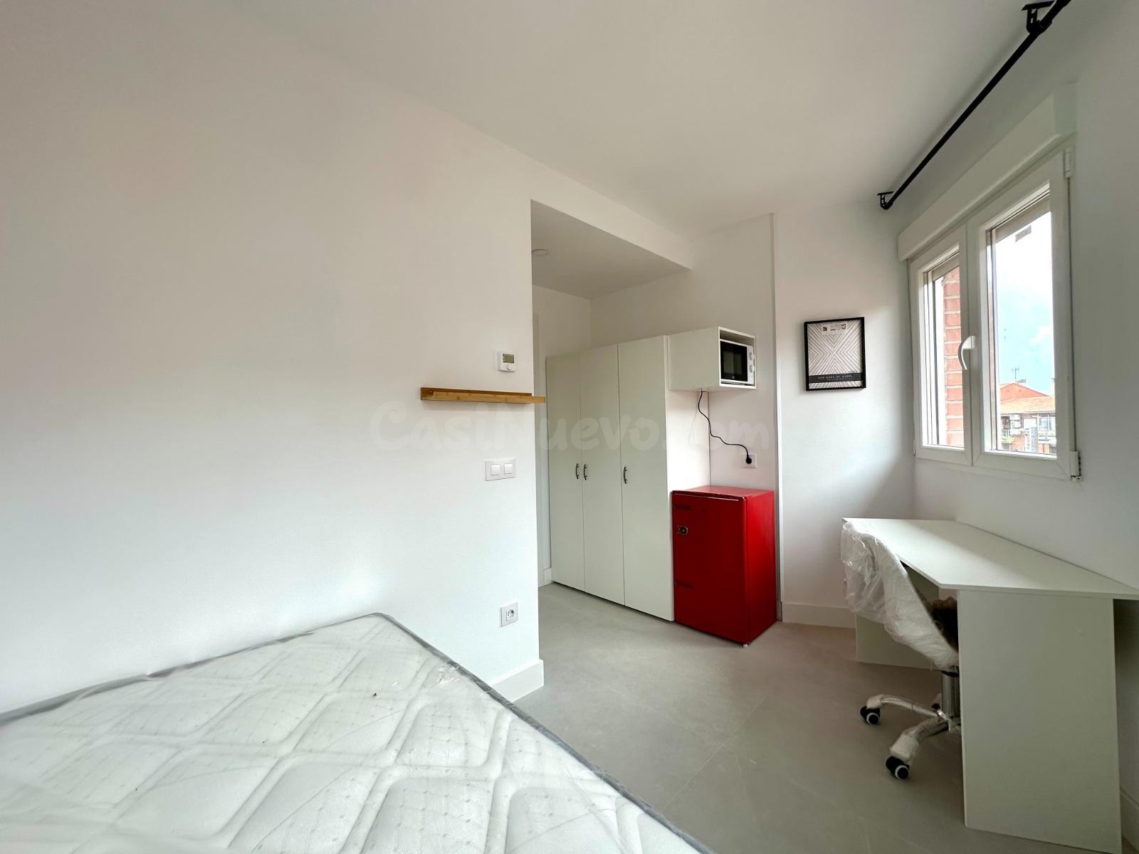 Habitación 11 habitaciones 146m² en alquiler - Villanueva de - foto 4