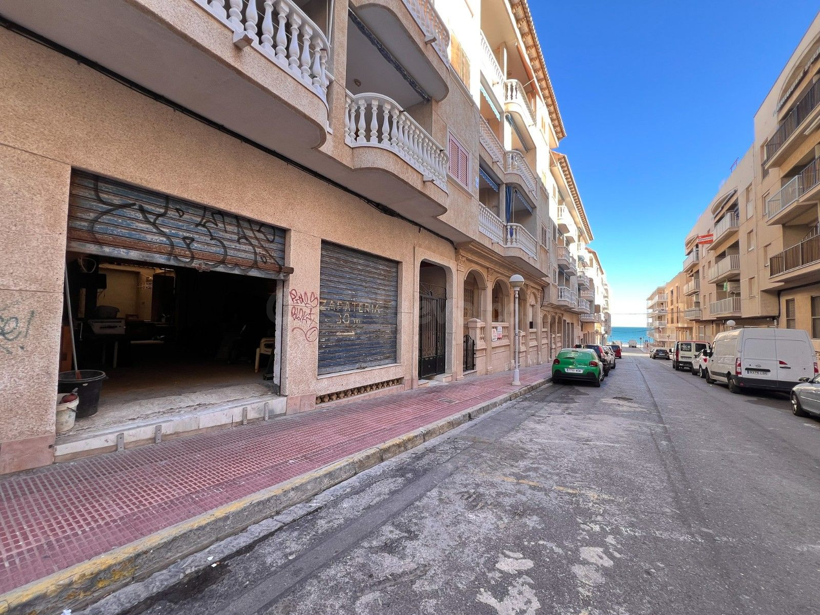 Local comercial 135m² en venta - Pueblo - foto 3