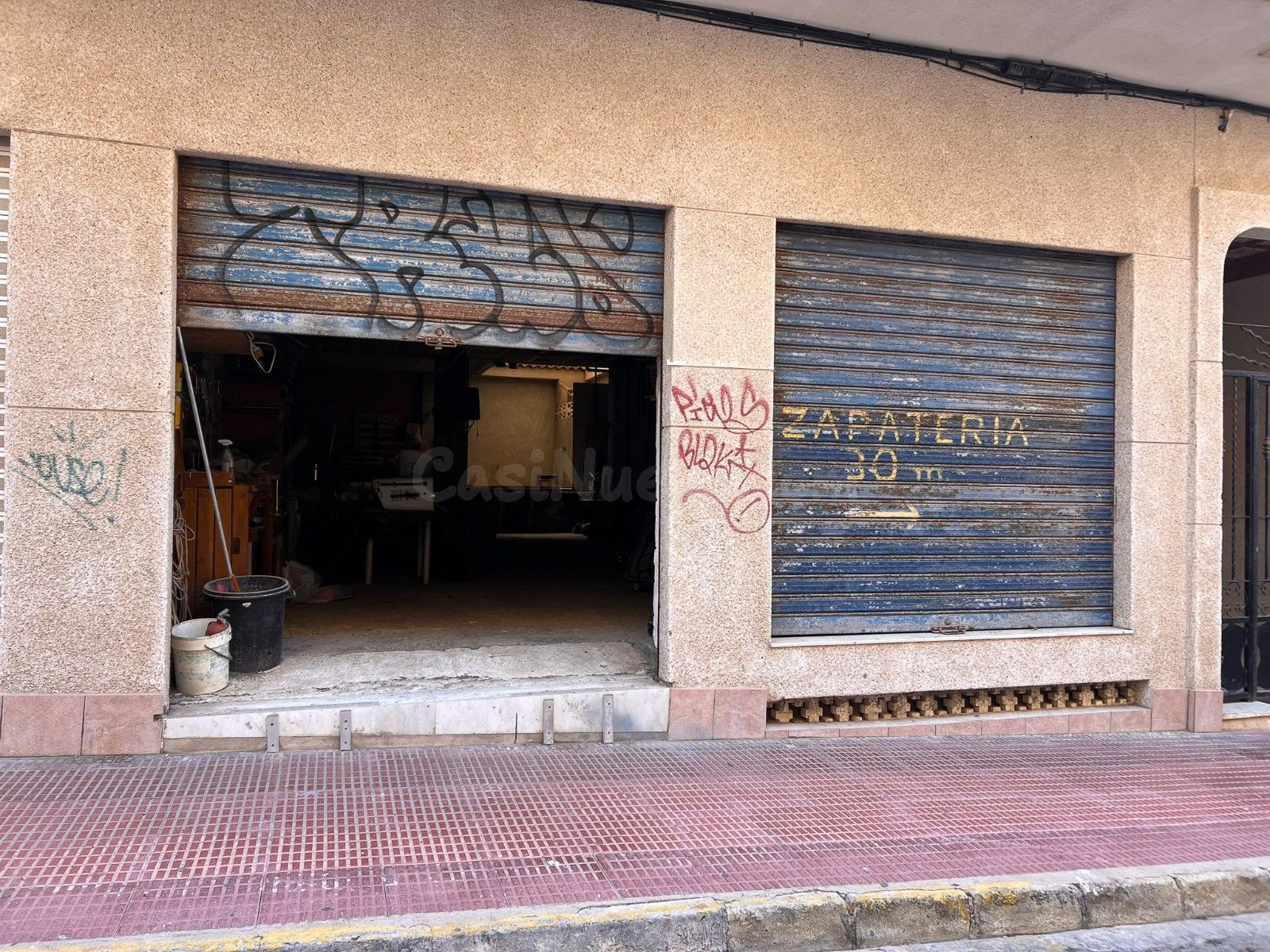 Local comercial 135m² en venta - Pueblo - foto 4
