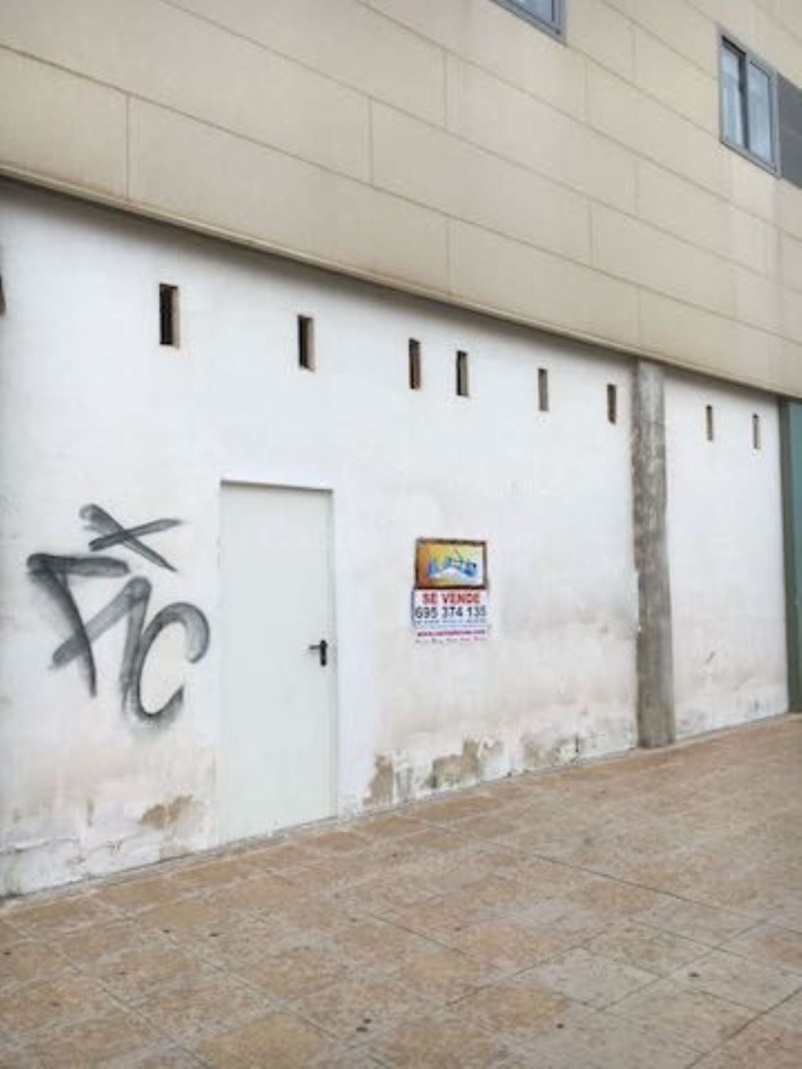 Local comercial 146m² en alquiler - Valdespartera