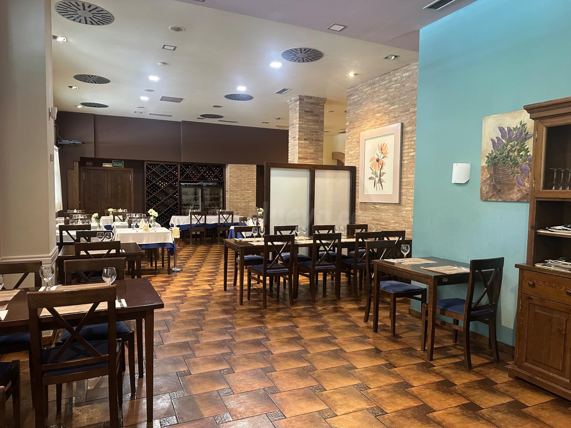 Local comercial 420m² en alquiler - Grancasa - foto 2