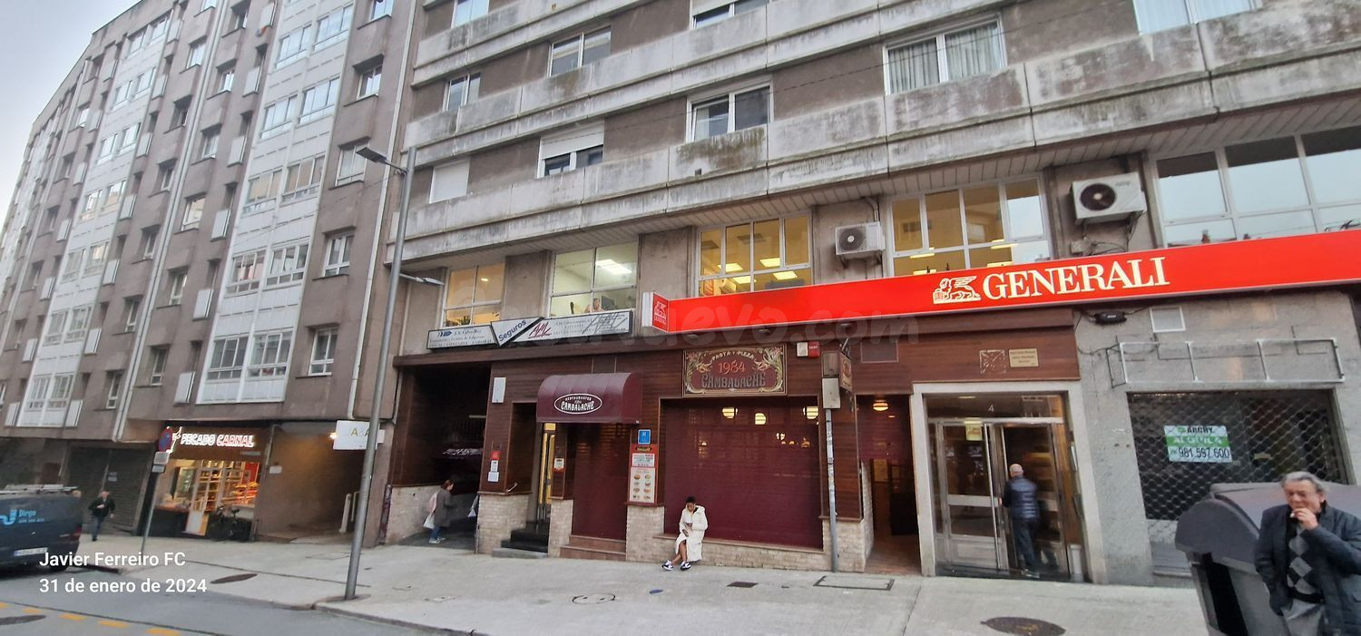Local comercial 330m² en alquiler - Ensanche - foto 2