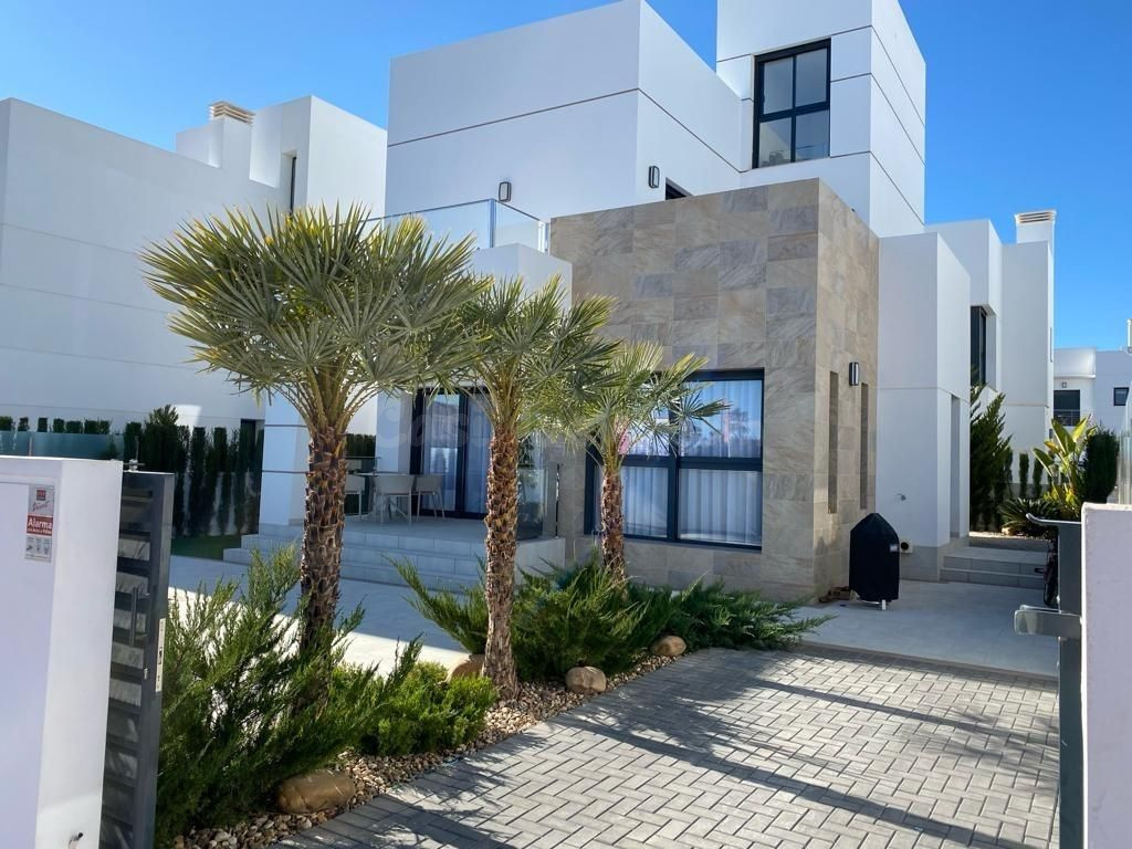 Villa 3 habitaciones 169m² en venta - Ciudad Quesada - foto 2