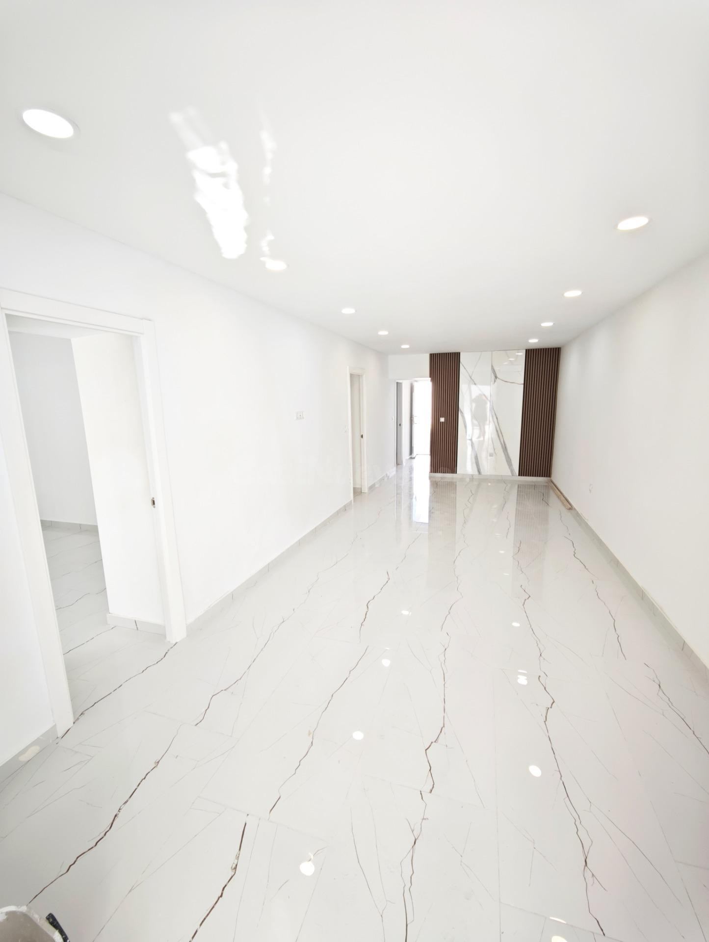 Piso de cuatro dormitorios renovado en Alhaurín el Grande - foto 5