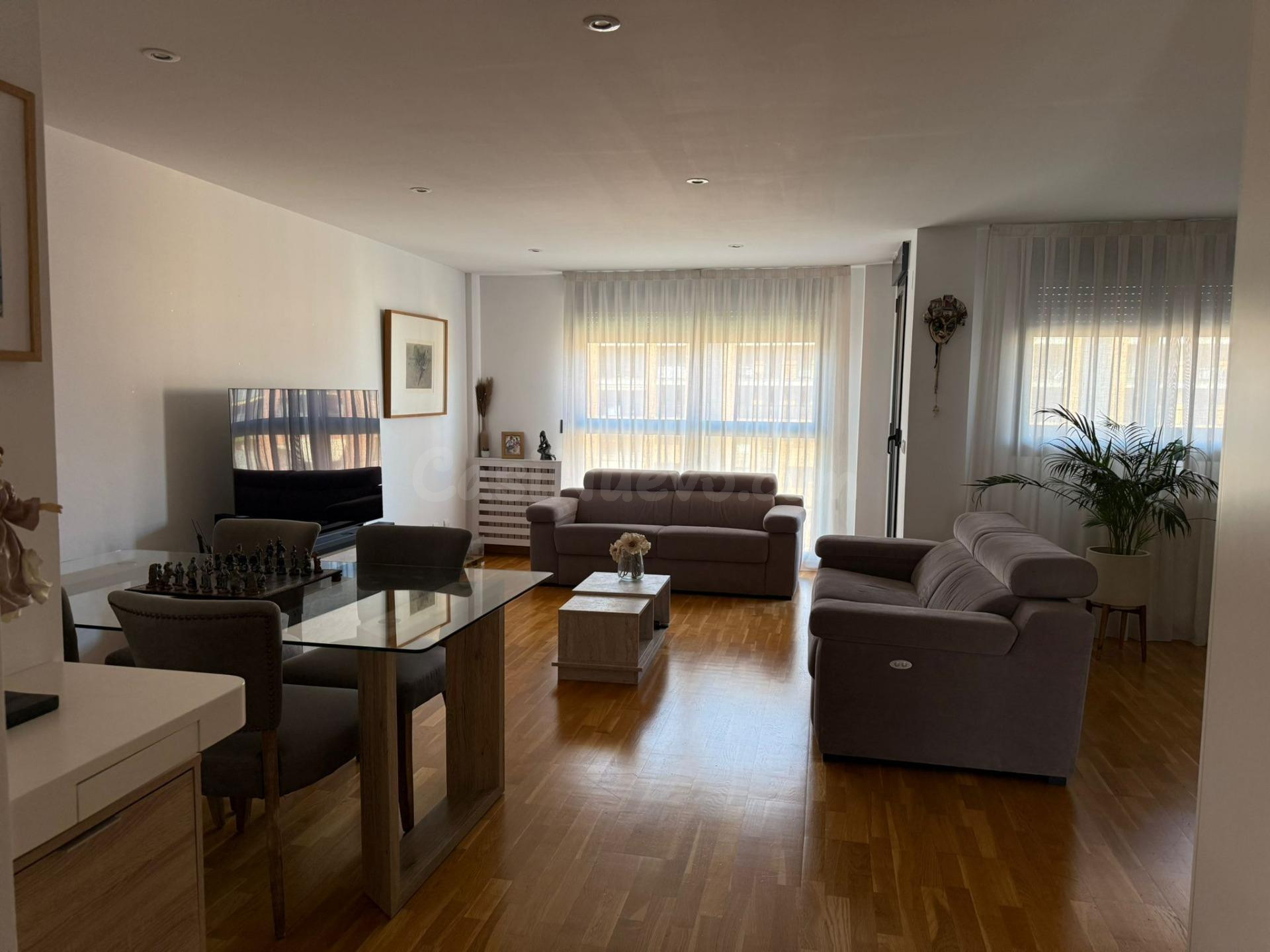 Piso 3 habitaciones 147m² en alquiler - Ciutat de les Arts i - foto 5