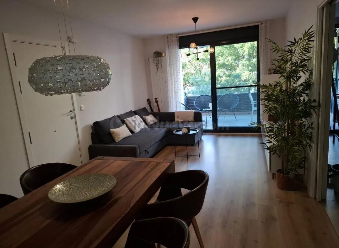 Piso 2 habitaciones 85m² en alquiler - Patraix - foto 2