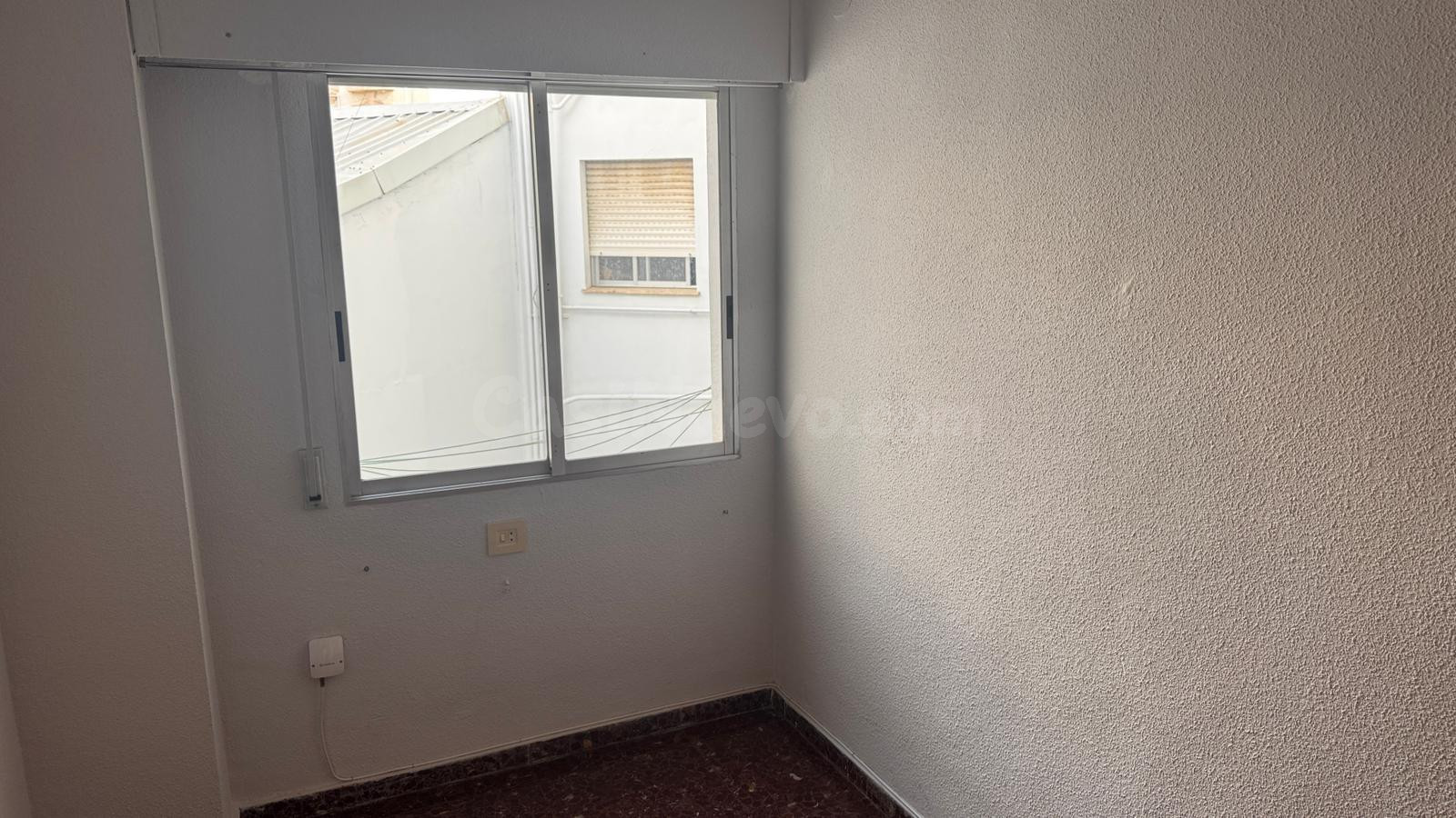 Piso 4 habitaciones 106m² en alquiler - Gran Vía - foto 3